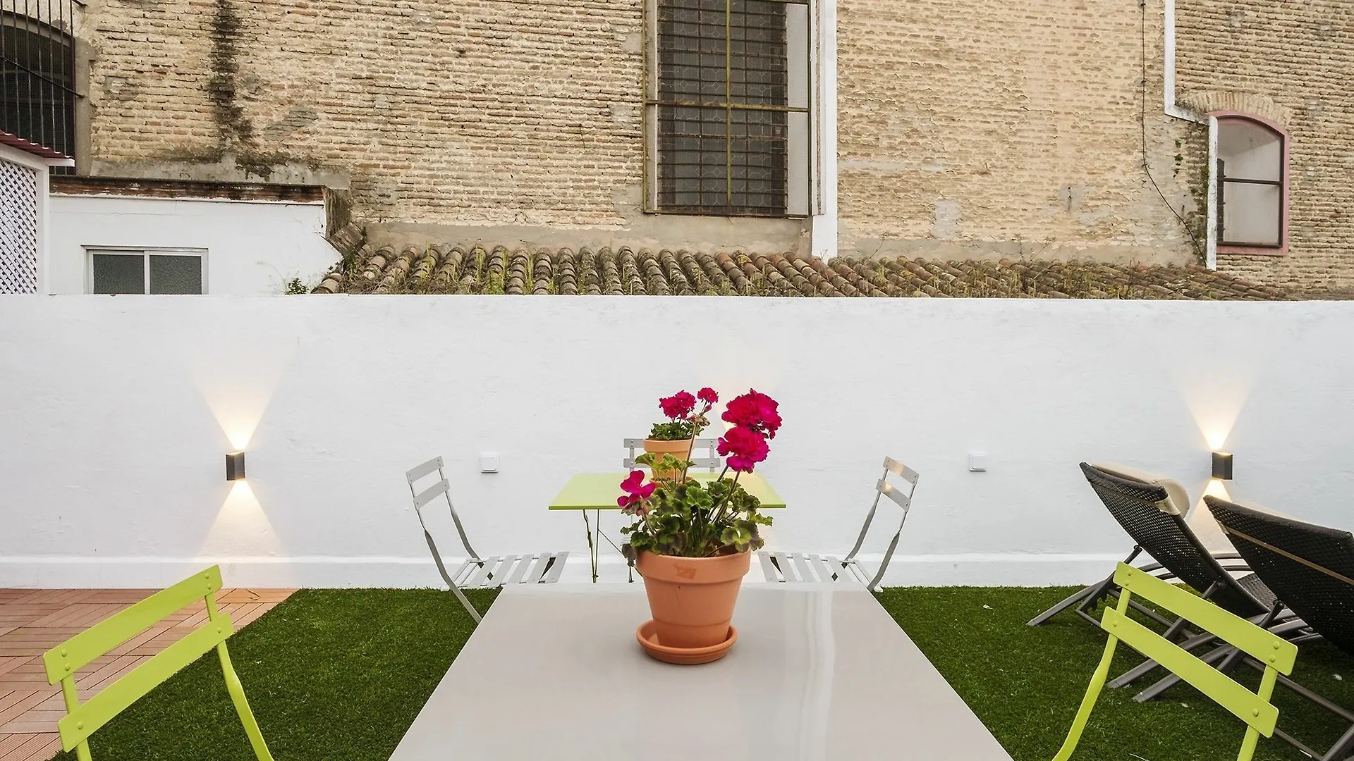 Selecta Apartments Los Venerables Sevilla 0*,
